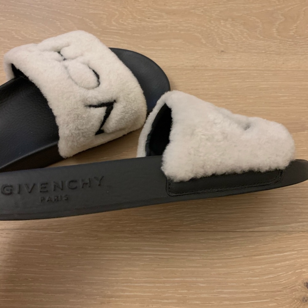 Authentic Givenchy Shearling Slippers - image 4